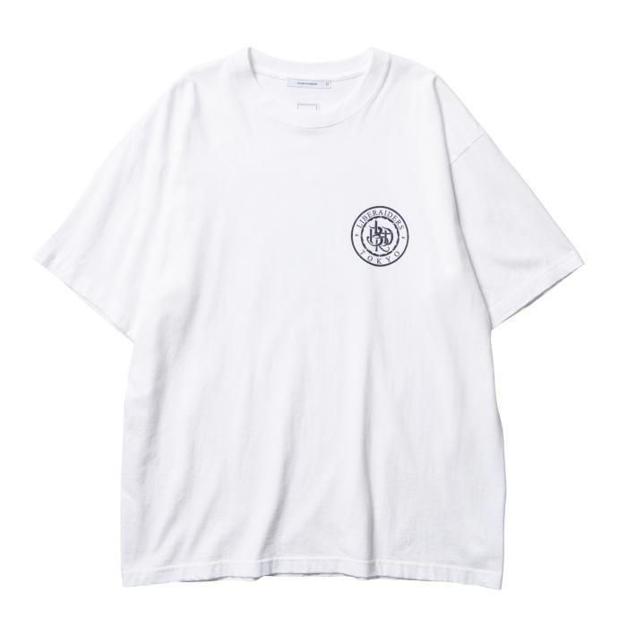 <img class='new_mark_img1' src='https://img.shop-pro.jp/img/new/icons2.gif' style='border:none;display:inline;margin:0px;padding:0px;width:auto;' />Liberaiders ٥쥤 | EMBLEM TEE - WHITE